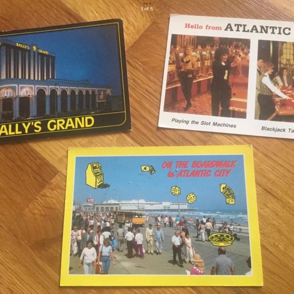 VINTAGE POSTCARDS 3 ATLANTIC CITY BALLY RESORT CASINO BOARDWALK POST CARDS NJ - Picture 1 of 5
